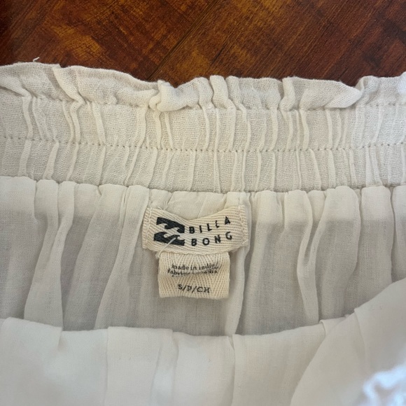 Billabong dress! Super cute for summer or by the pool - Picture 2 of 2